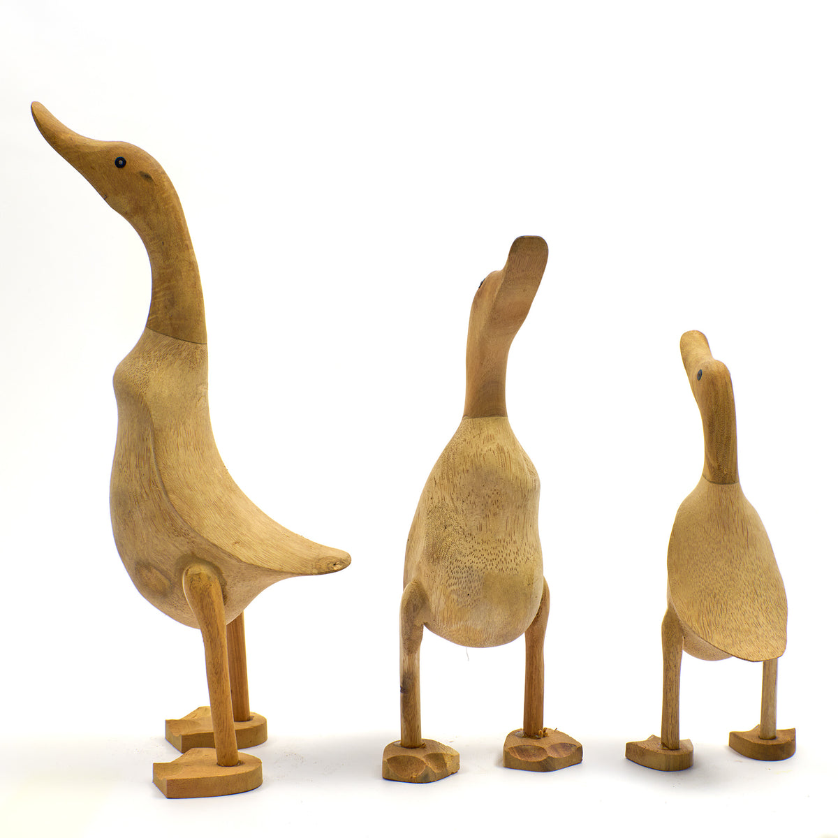 Enten aus Bambuswurzel in drei Größen, stehende Figuren 