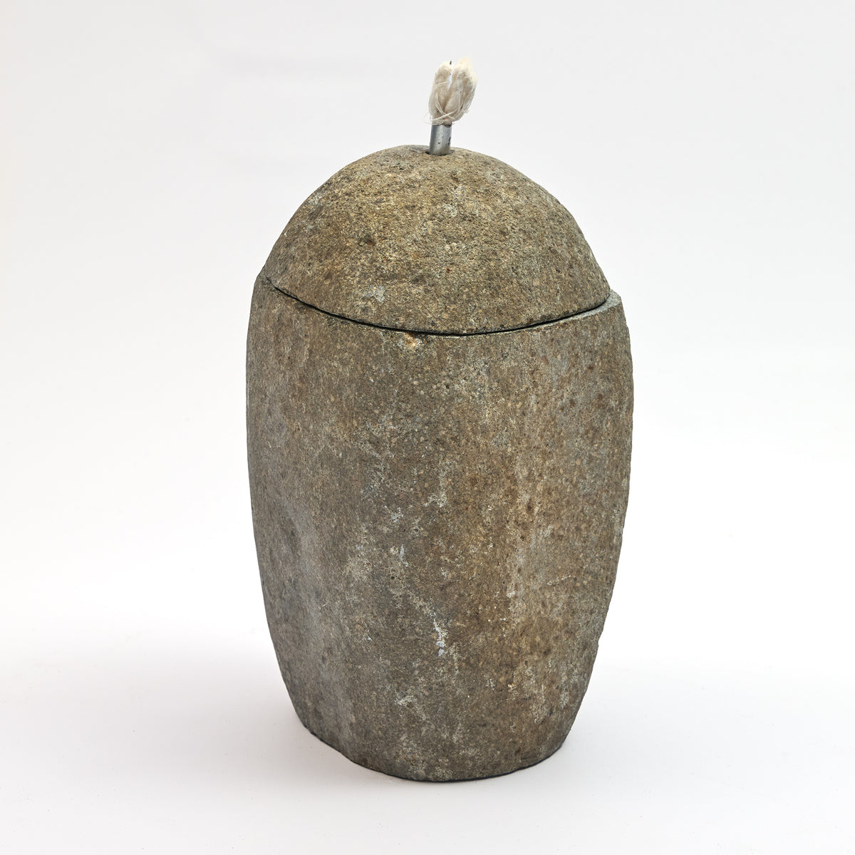 Naturstein-Öllampe, ovale Form mit Deckel und Dochthalter